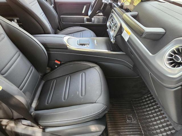 Photo of 2025 Midnight Black Mercedes-Benz G-Class