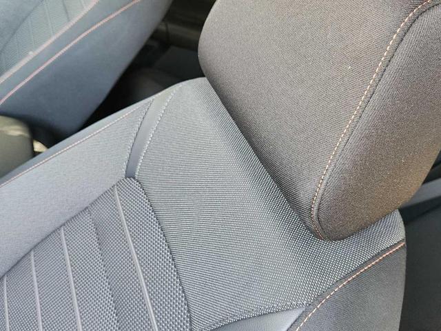 Photo of 2023 Platinum White Pearl Honda CR-V Hybrid