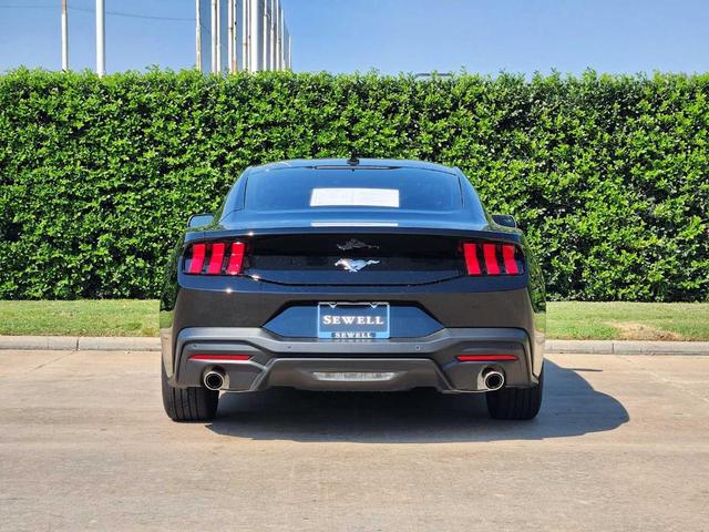 Photo of 2025 Shadow Black Ford Mustang