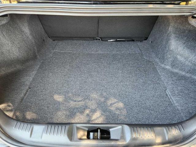 Photo of 2025 Shadow Black Ford Mustang