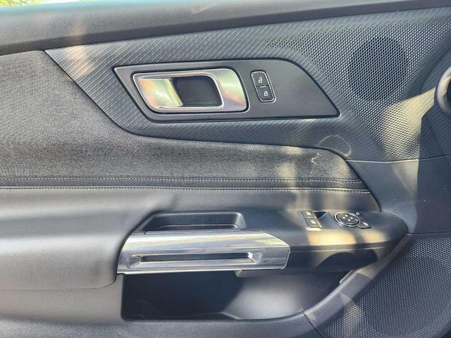 Photo of 2025 Shadow Black Ford Mustang