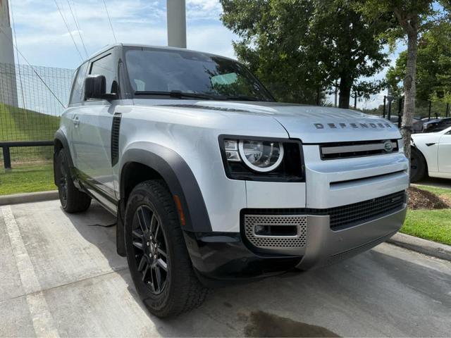 Photo of 2022 Hakuba Silver Land Rover Defender