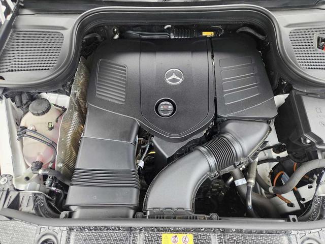 Photo of 2025 Polar White Mercedes-Benz GLE 350