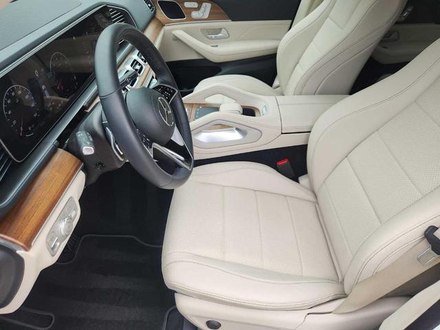 Photo of 2025 Polar White Mercedes-Benz GLE 350