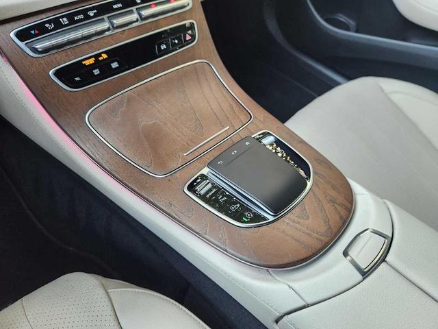 Photo of 2023 Polar White Mercedes-Benz E-Class