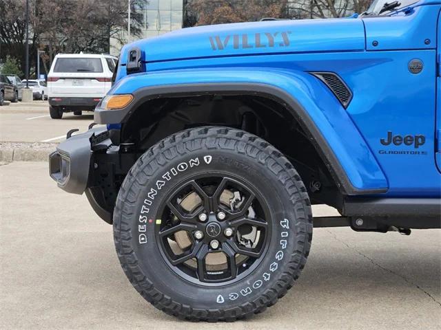 Photo of 2025 Hydro Blue Pearlcoat Jeep Gladiator