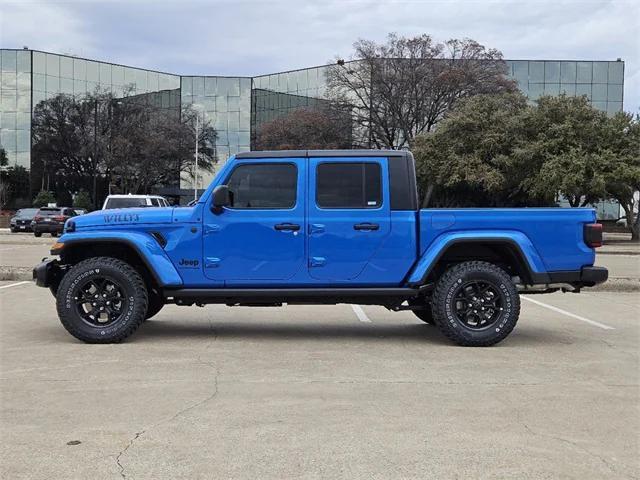 Photo of 2025 Hydro Blue Pearlcoat Jeep Gladiator