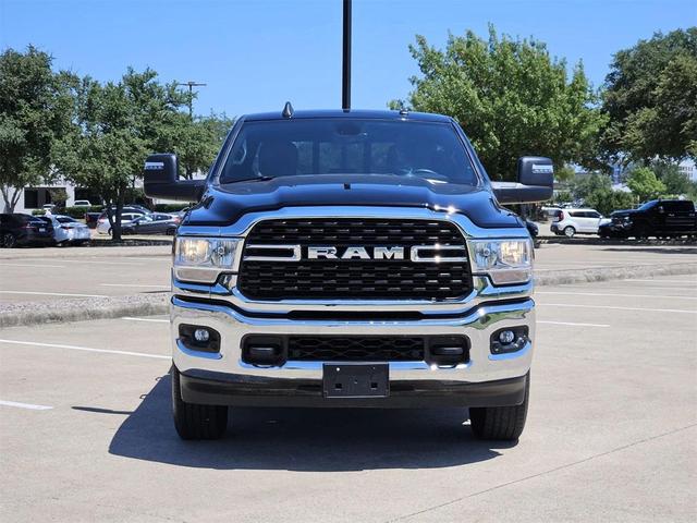 Photo of 2024 Diamond Black Crystal Pearlcoat RAM 2500