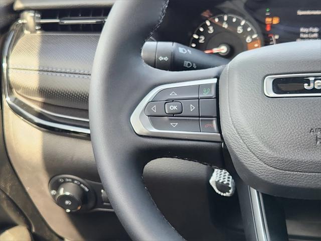 Photo of 2025 Hydro Blue Pearlcoat Jeep Compass