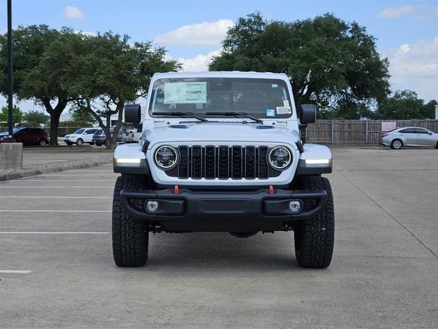 Photo of 2025 Bright White Jeep Gladiator