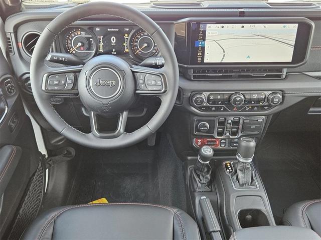 Photo of 2025 Bright White Jeep Gladiator