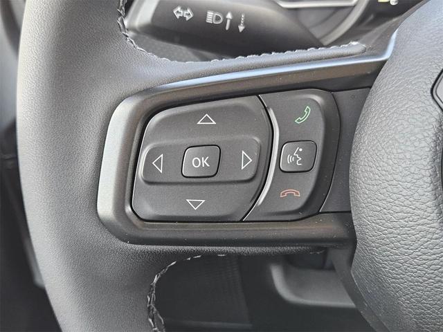 Photo of 2025 Bright White Jeep Gladiator