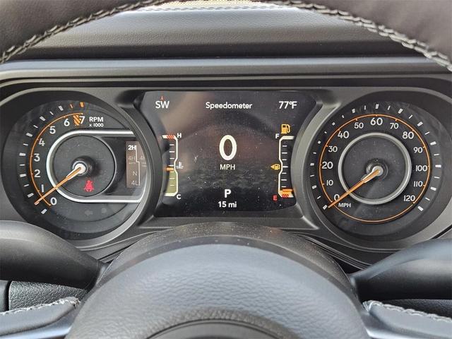 Photo of 2025 Bright White Jeep Gladiator