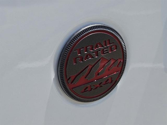 Photo of 2025 Bright White Jeep Gladiator