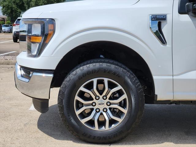 Photo of 2023 Oxford White Ford F-150