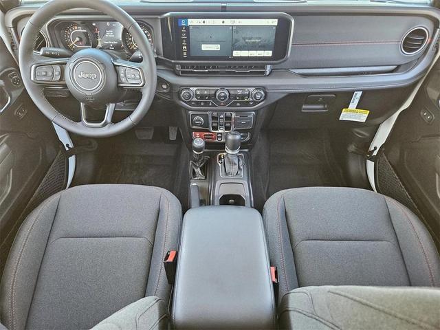 Photo of 2025 Bright White Jeep Gladiator