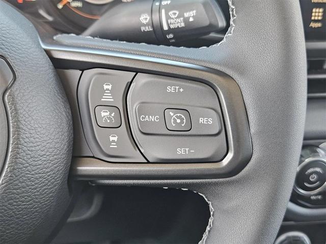 Photo of 2025 Bright White Jeep Gladiator