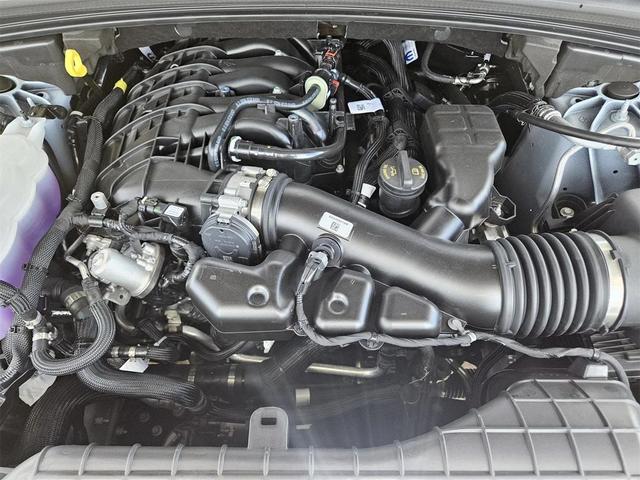 Photo of 2025 Bright White Jeep Grand Cherokee L