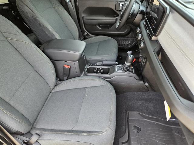 Photo of 2025 Black Clearcoat Jeep Wrangler