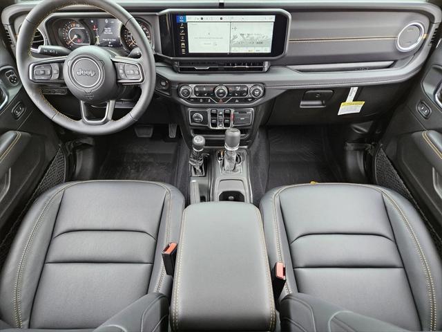 Photo of 2025 Black Clearcoat Jeep Gladiator