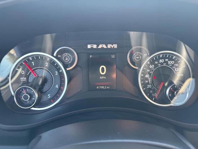 Photo of 2024 Bright White RAM 2500