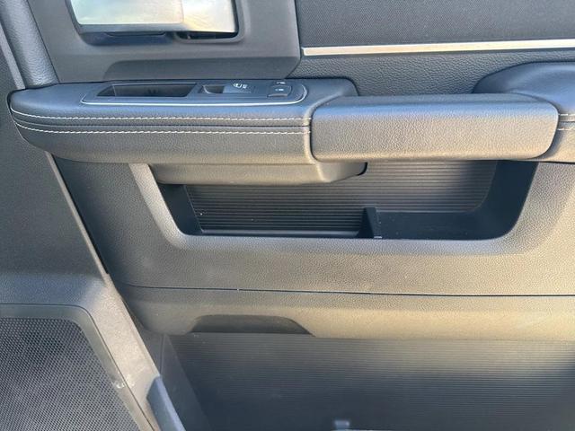 Photo of 2024 Bright White RAM 2500