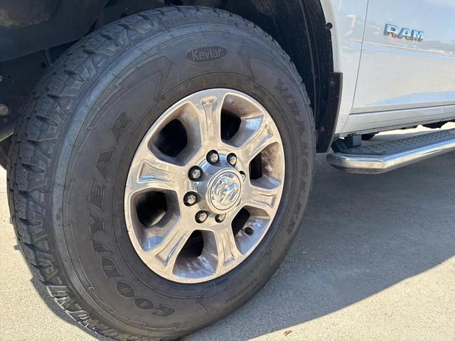 Photo of 2024 Bright White RAM 2500