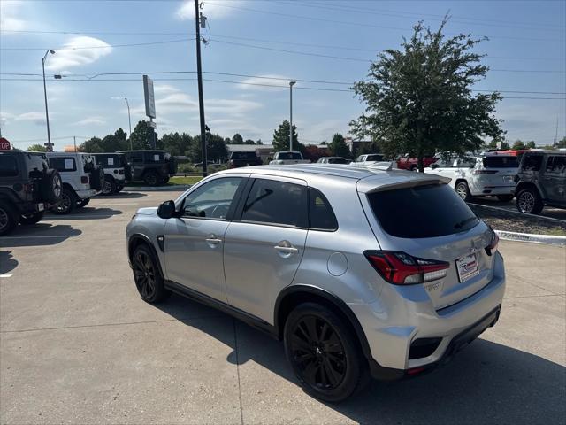 Photo of 2023 Alloy Silver Mitsubishi Outlander Sport