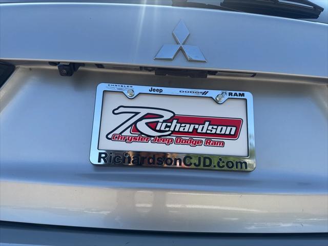 Photo of 2023 Alloy Silver Mitsubishi Outlander Sport