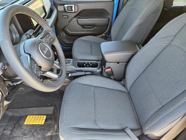 Photo of 2025 Hydro Blue Pearlcoat Jeep Wrangler