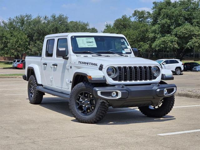 Photo of 2025 Bright White Jeep Gladiator