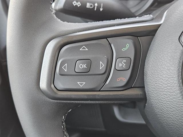 Photo of 2025 Bright White Jeep Gladiator