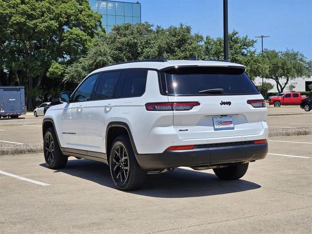 Photo of 2024 Bright White Jeep Grand Cherokee L