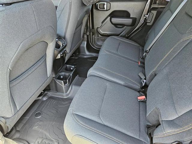 Photo of 2025 Granite Crystal Metallic Clearcoat Jeep Wrangler