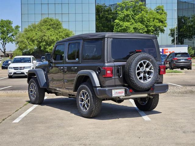 Photo of 2025 Granite Crystal Metallic Clearcoat Jeep Wrangler