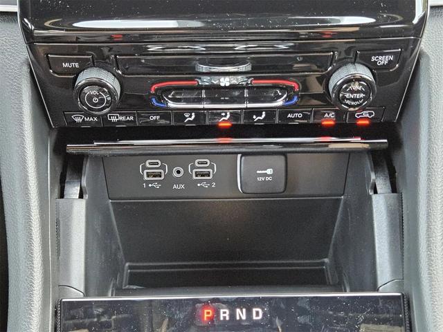 Photo of 2025 Silver Zynith Jeep Grand Cherokee