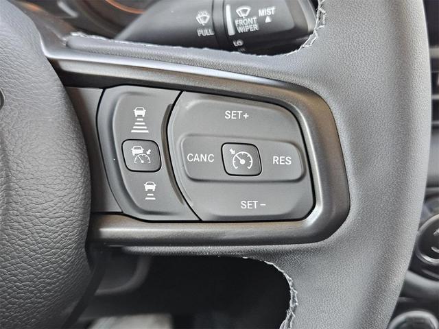 Photo of 2025 Granite Crystal Jeep Gladiator