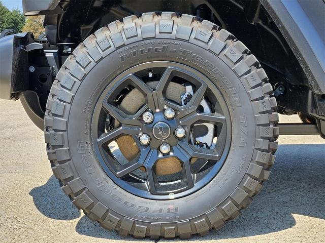 Photo of 2025 Granite Crystal Jeep Gladiator