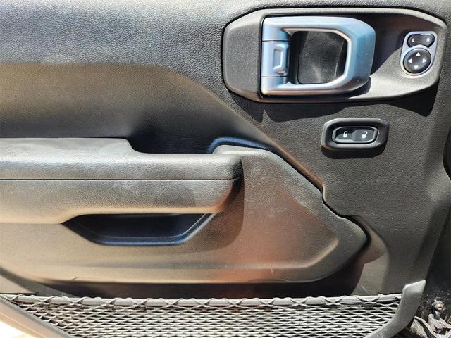 Photo of 2021 Black Clearcoat Jeep Wrangler Unlimited