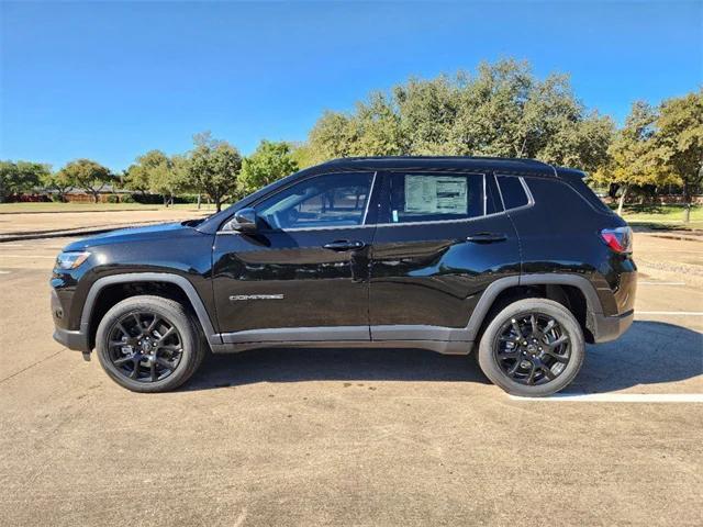 Photo of 2025 Diamond Black Crystal Pearlcoat Jeep Compass