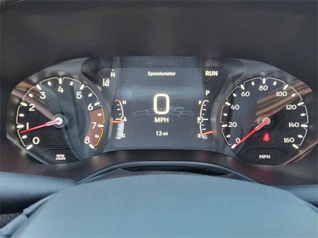 Photo of 2025 Diamond Black Crystal Pearlcoat Jeep Compass