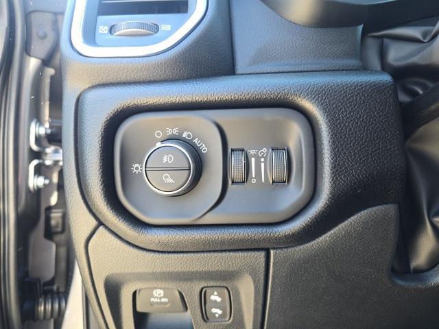 Photo of 2026 Billet Silver Metallic Clearcoat RAM 1500