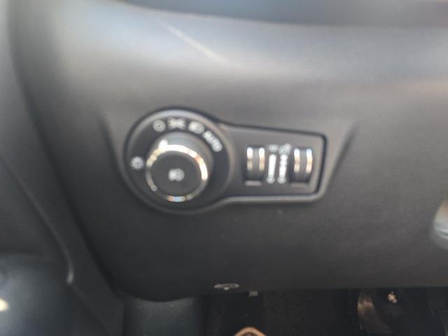Photo of 2026 Bright White Clearcoat Jeep Compass