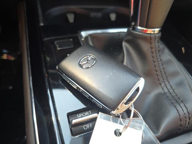 Photo of 2023 Snowflake White Pearl Mica Mazda CX-30