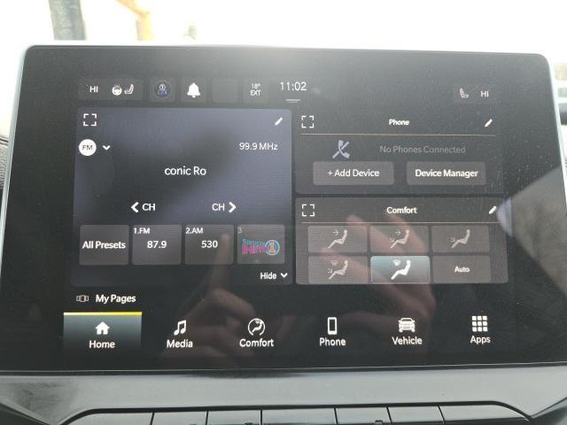 Photo of 2024 Diamond Black Crystal Pearlcoat Jeep Compass