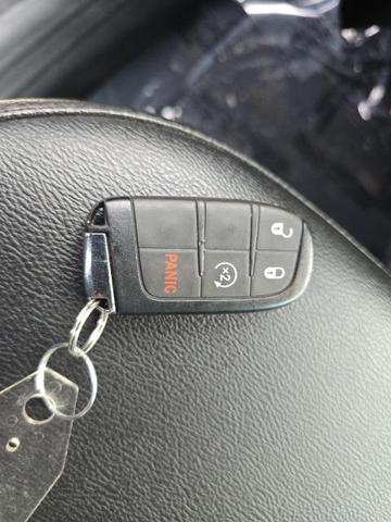 Photo of 2024 Diamond Black Crystal Pearlcoat Jeep Compass
