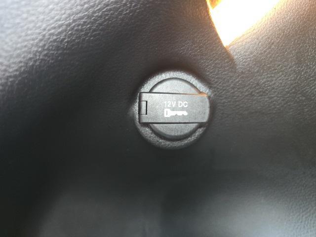 Photo of 2024 Diamond Black Crystal Pearlcoat Jeep Compass