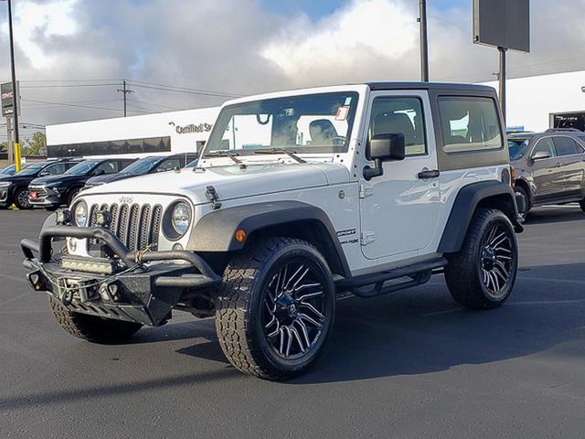 Photo of 2018 Bright White Clearcoat Jeep Wrangler JK