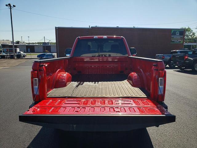 Photo of 2019 Race Red Ford F-250