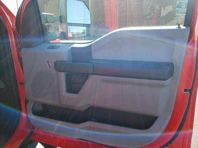 Photo of 2019 Race Red Ford F-250